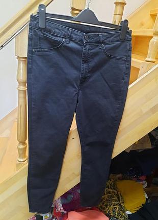 Штани джинси завужені