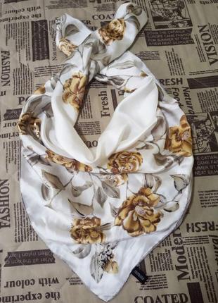 Платок шелковый, размер 85/85