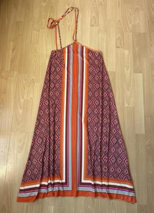 Пляжна сукня