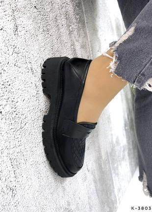 Натуральні шкіряні чорні стьобані туфлі - лофери5 фото