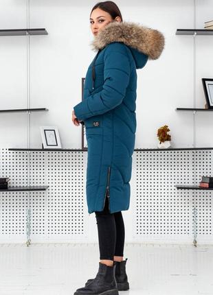Жіноче зимове довге пальто на еко пуху з натуральним хутром єнота. безкоштовна доставка3 фото
