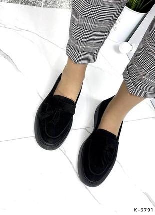 Натуральные замшевые черные туфли - лоферы с косточками8 фото
