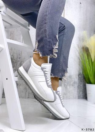 Натуральные кожаные и замшевые белые кроссовки с серыми вставками2 фото