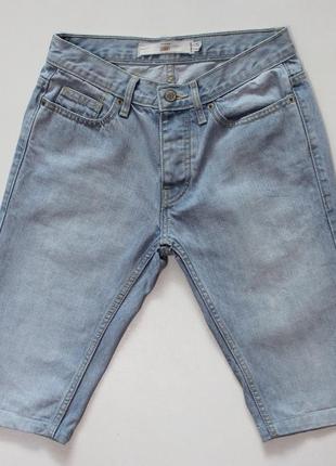 Классные джинсовые скинни (skinny) шорты с осветлениями от topman