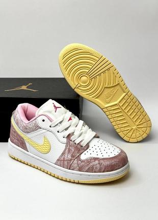 Nike air jordan 1 стильні жіночі кросівки кроси шкіра