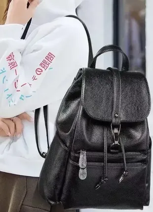 Кожаный женский рюкзак черный8 фото