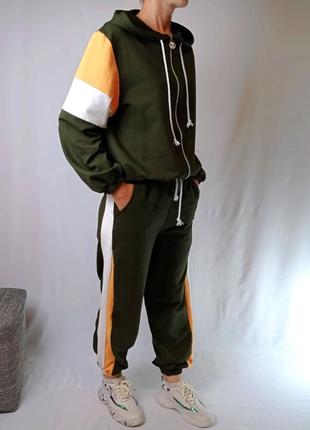 Спортивный костюм женский с укороченными штанами цвет хаки2 фото