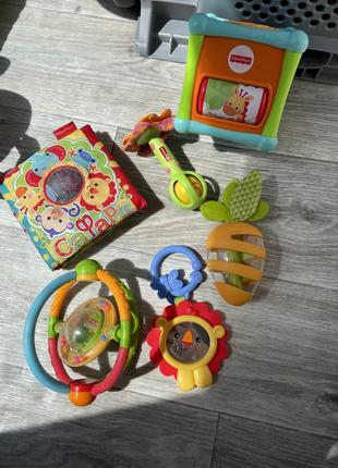 Игрушки fisher price tiny love