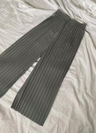 Брюки плиссе