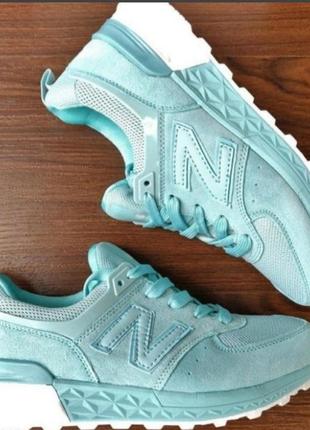 Женские кроссовки new balance