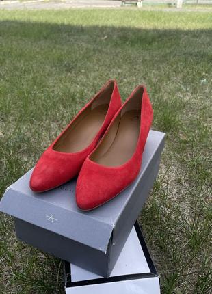 Красные женские туфли aquatalia red suede pasha pumps на каблуке, 41,5 размер2 фото