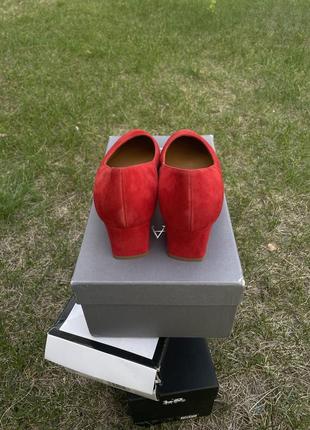 Красные женские туфли aquatalia red suede pasha pumps на каблуке, 41,5 размер5 фото