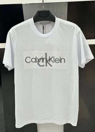 Футболка calvin klein