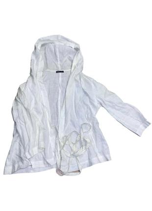 Пиджак легкий на запах с капюшоном белый
