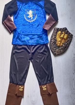Карнавальный костюм рыцаря на 5-7 лет.