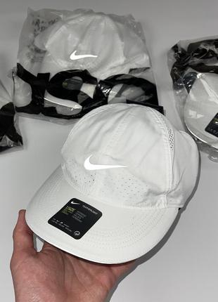 Новая женская кепка nike оригинал