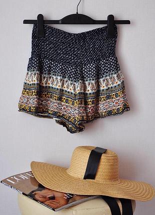 Шорти bershka