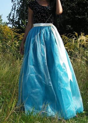 Мятная бирюзовая юбка пачка в пол с белым верхним слоем атласный пояс