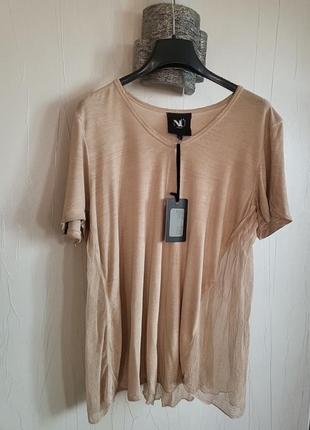 Стильная нарядная футболка