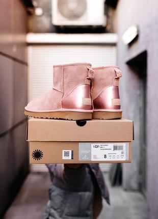 Женские зимние угги/сапоги с мехом😍ugg classic mini pink😍розовые уги зима кожа10 фото