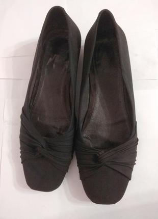 Уютные замшевые беговые туфельки clarks, бразилия8 фото