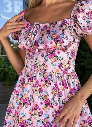 Нежное платье в цветочный принт с рукавами фонариками и завязкой на груди2 фото