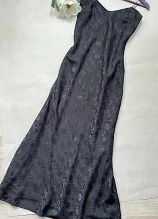 Шикарне плаття сарафан veromoda на тоненьких брительках.