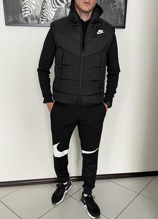 Челвичый спортивный костюм комлект с жилеткой безрукавкой nike swoosh3 фото