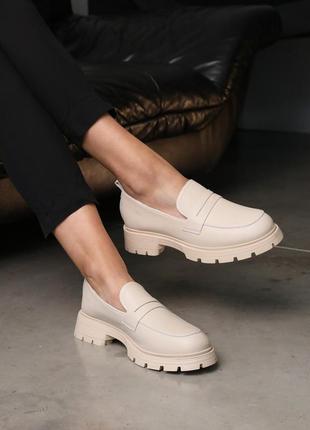 Стильные бежевые лоферы женские весенние-осенние,на низком каблуке, кожаные/кожа-женская обувь