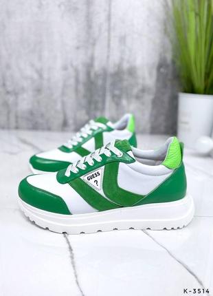 Натуральні шкіряні білі кросівки з зеленими вставками2 фото
