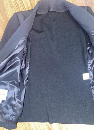 Чорний класичний піджак вовняний піджак жакет блейзер moschino jeans оригинал базовый пиджак прямой однобортный пиджак с трикотажными рукавами6 фото