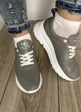 Кроссовки женские из натуральной кожи с перфорацией alex bens 21205с остатки