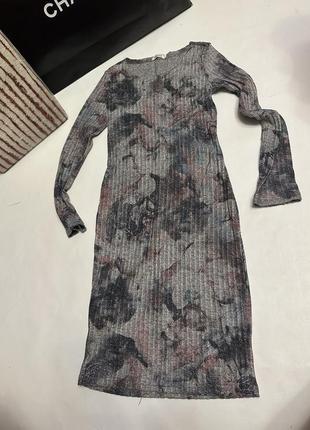 Шикарне плаття в рубчик стрейч