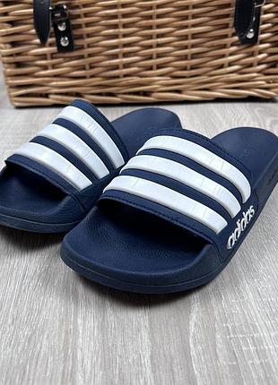 Женские оригинальные шлепанцы adidas