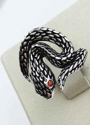 Каблучка срібна з кубічним цирконієм "змія" 17 4,66 г