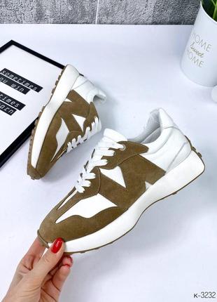 Натуральные кожаные и замшевые белые кроссовки со вставками цвета хаки1 фото