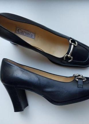 Женские кожаные туфли carvela 39-40р., черные, кожа