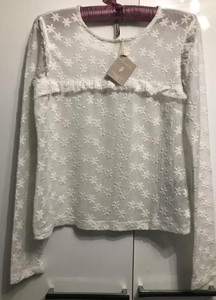 Біла ажурна блуза