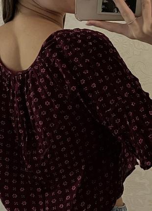 Красивая укороченная топ-блузка от бренда holister1 фото
