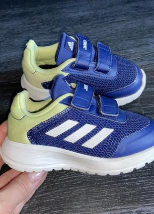 Легкие кроссовки adidas оригинал, р-р 23, ст 14 см