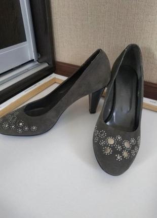 Туфлі серые женские 37 размер
