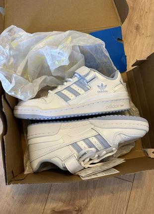 Кроссовки adidas forum low