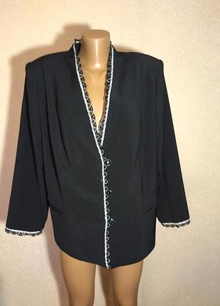 Жіночий піджак, розмір 54-56