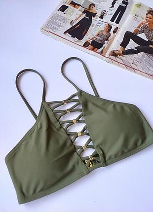 Красивый верх купальника хаки, размер s