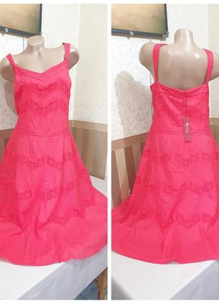 Платье с вышивкой. monsoon.