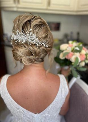 Свадебное украшение на волосы2 фото