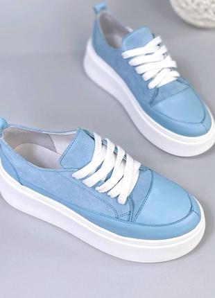 Натуральные кожаные и замшевые голубые кеды - кроссовки на белой повышенной подошве6 фото