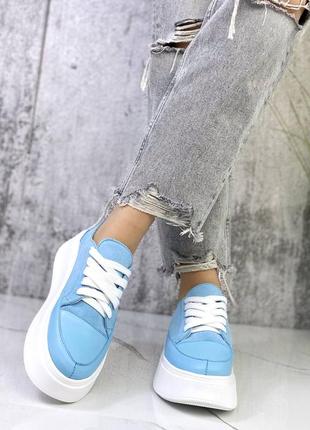 Натуральные кожаные и замшевые голубые кеды - кроссовки на белой повышенной подошве8 фото
