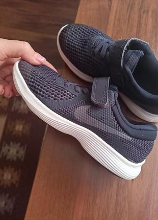 Кроссовки nike