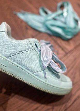 Жіночі кросівки приємного м*ятного кольору 38-25 см йдуть на 39